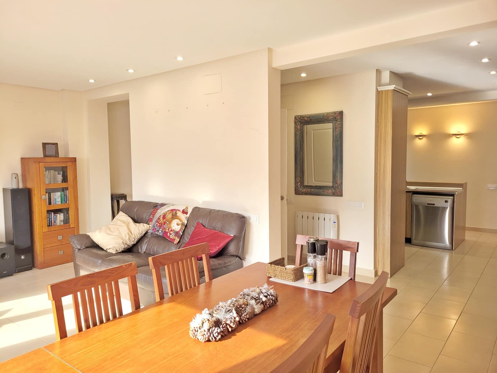 4 makuuhuone Omakotitalo myytävänä paikassa Javea / Xabia mukana 
autotalli - 495 000 € (Ref: 9484926)