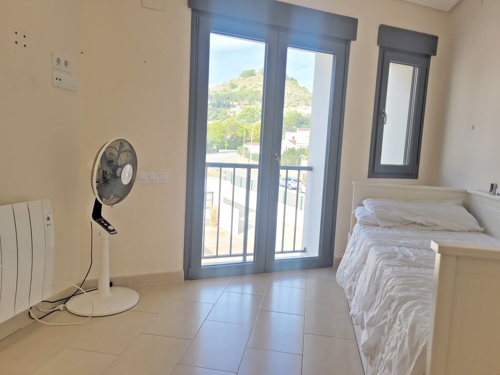 4 makuuhuone Omakotitalo myytävänä paikassa Javea / Xabia mukana 
autotalli - 495 000 € (Ref: 9484926)