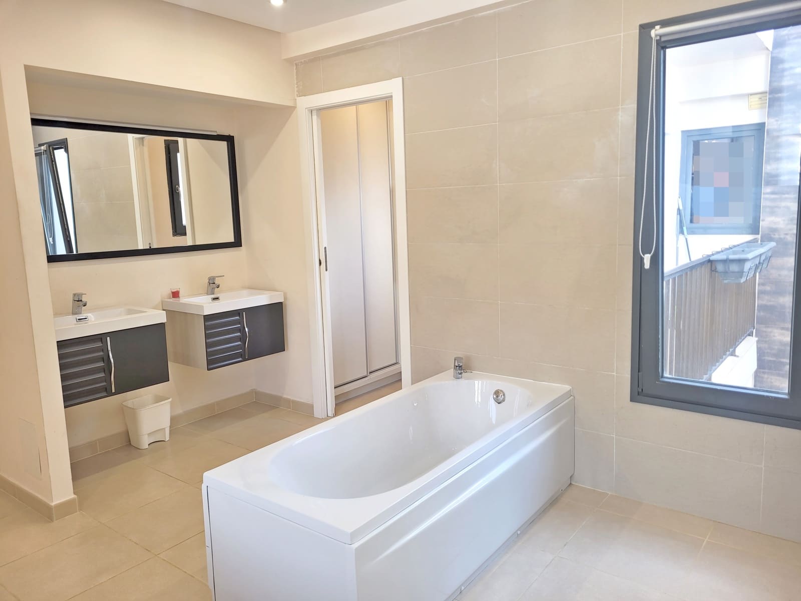 4 makuuhuone Omakotitalo myytävänä paikassa Javea / Xabia mukana 
autotalli - 495 000 € (Ref: 9484926)