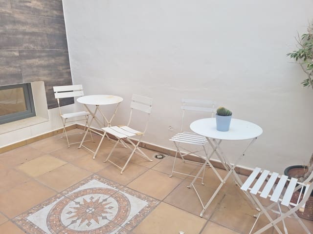 4 makuuhuone Omakotitalo myytävänä paikassa Centro ciudad, Javea / Xàbia mukana 
autotalli - 495 000 € (Ref: 9484926)