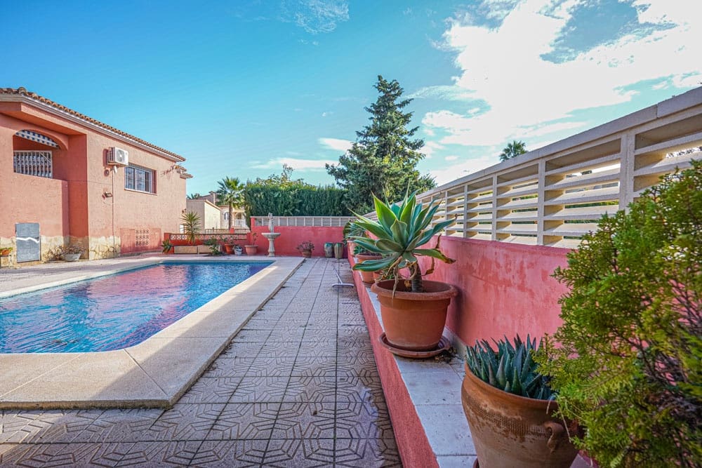 3 slaapkamer Villa te koop in Calpe / Calp - € 480.000 (Ref: 9484927)