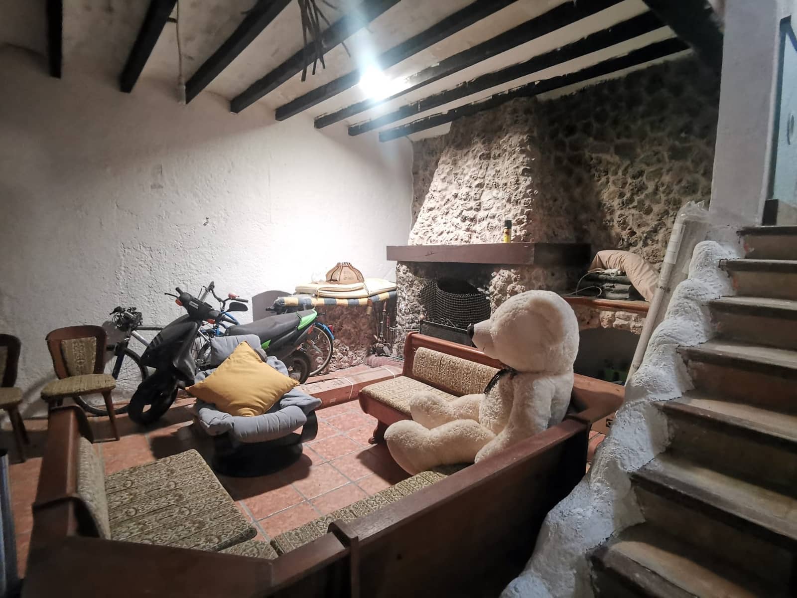 10 bedroom Villa for sale in Ondara with garage - € 800,000 (Ref: 9484929)