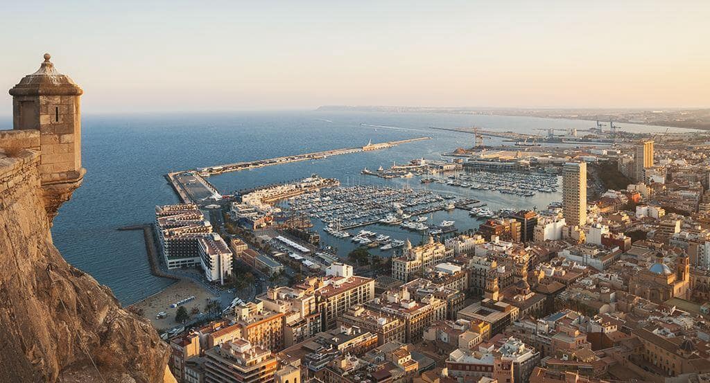 Ático de 5 habitaciones en Alicante / Alacant ciudad en venta con garaje - 799.000 € (Ref: 9484940)