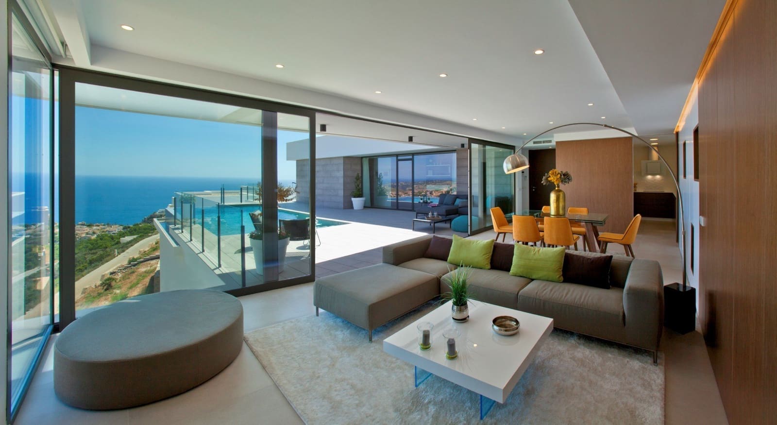 3 bedroom Villa for sale in Benitachell / Benitatxell with garage - € 940,000 (Ref: 9484946)