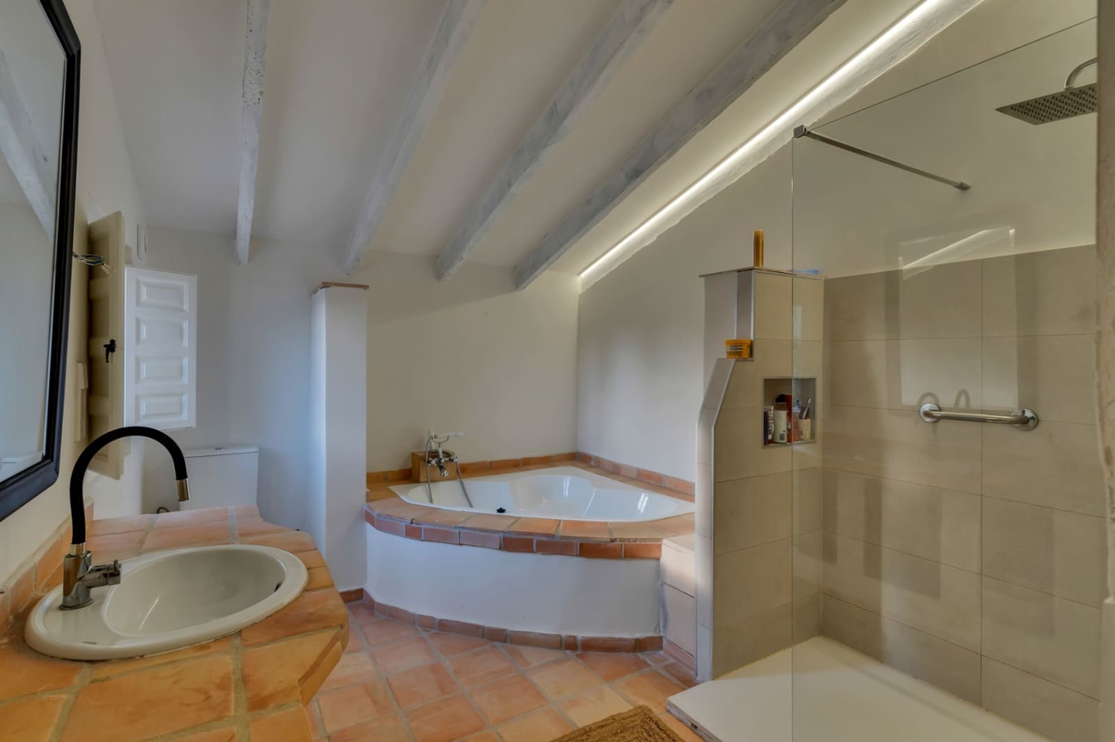 5 slaapkamer Villa te koop in Denia met garage - € 1.550.000 (Ref: 9516357)