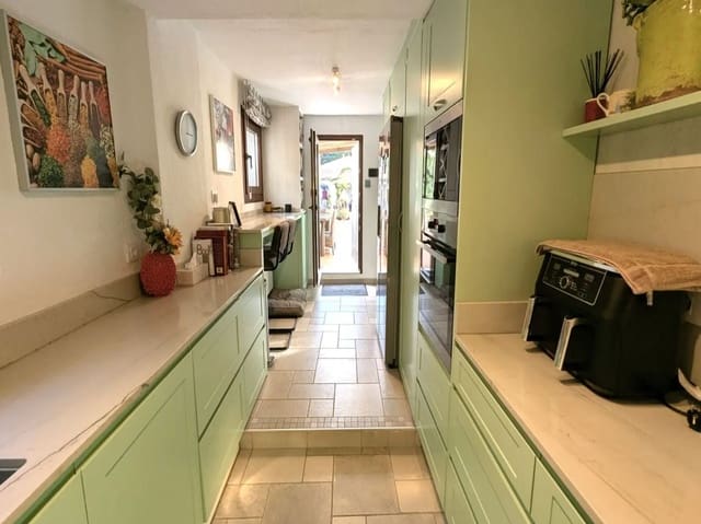 Villa til salg i Montgó - Ermita, Javea / Xàbia - € 749.000 (Ref: 9516358)