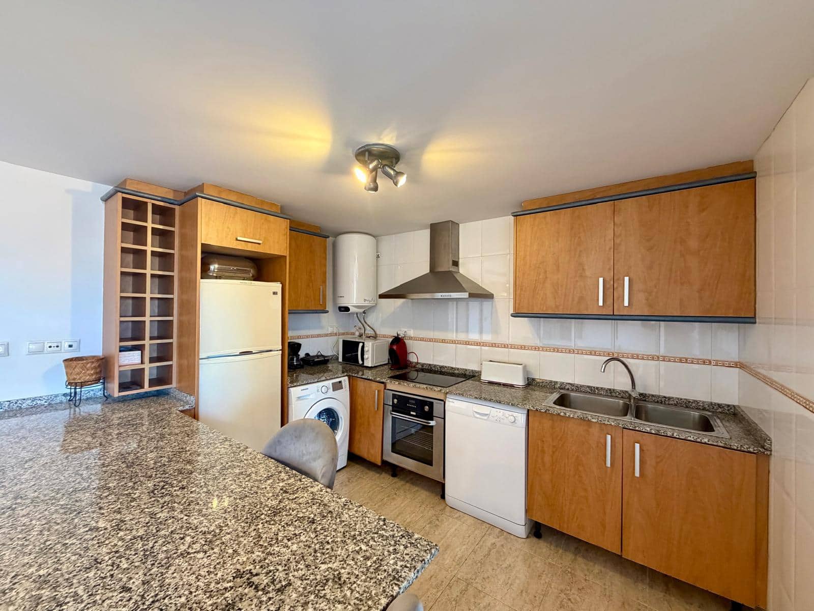 2 soveværelse Strandlejlighed til salg i Javea / Xabia med garage - € 469.000 (Ref: 9516370)