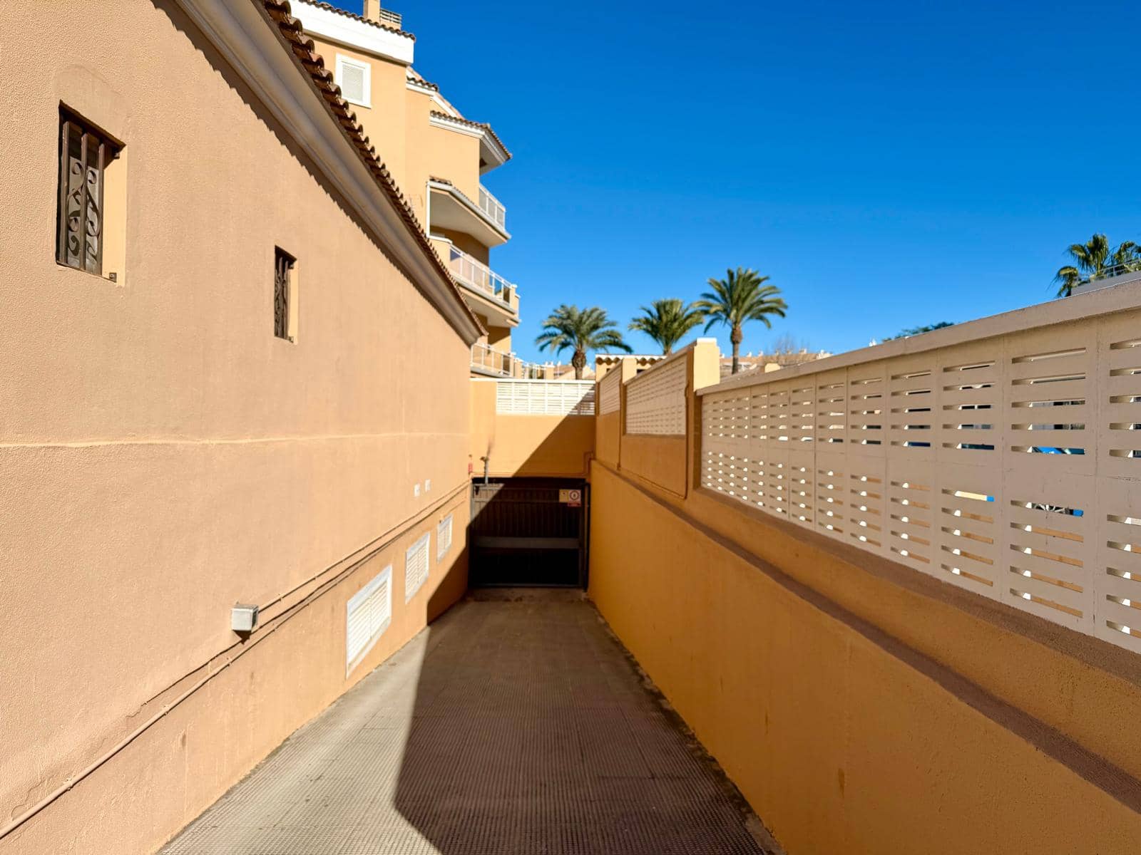 2 soveværelse Strandlejlighed til salg i Javea / Xabia med garage - € 469.000 (Ref: 9516370)