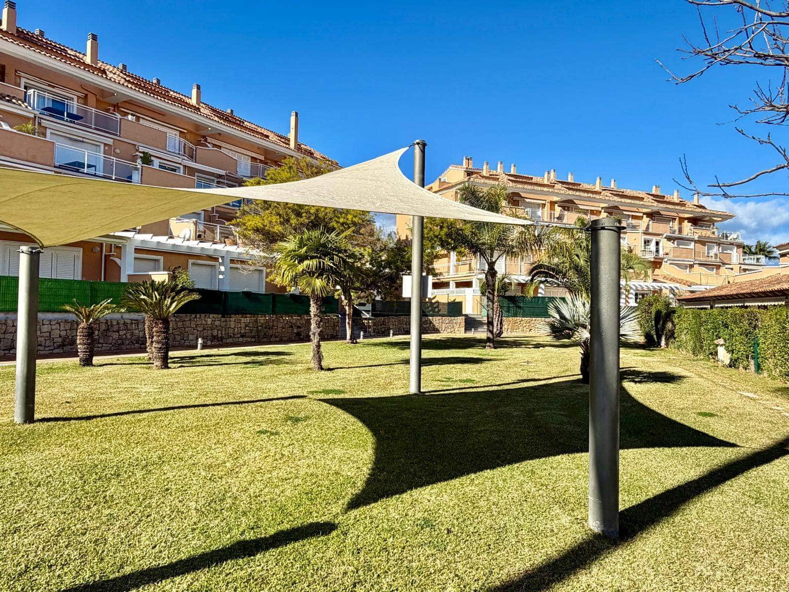 2 soveværelse Strandlejlighed til salg i Javea / Xabia med garage - € 469.000 (Ref: 9516370)