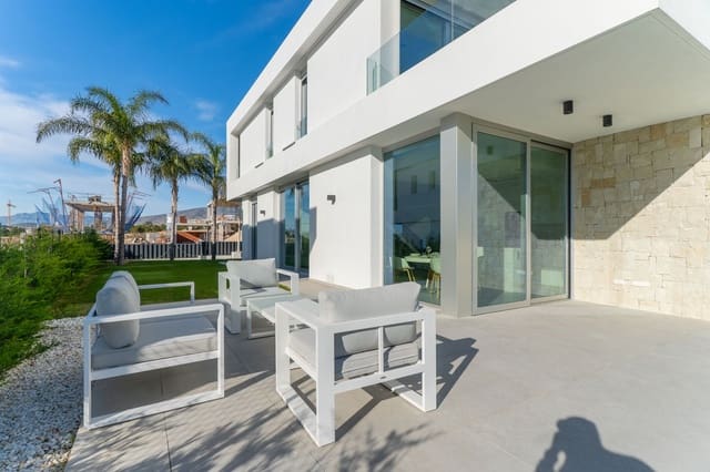 3 slaapkamer Villa te koop in Finestrat Pueblo, Finestrat met garage - € 790.000 (Ref: 9529007)