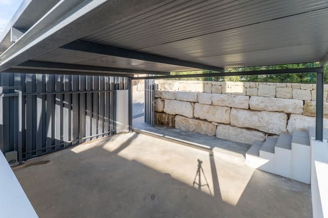 3 slaapkamer Villa te koop in Finestrat Pueblo, Finestrat met garage - € 790.000 (Ref: 9529007)