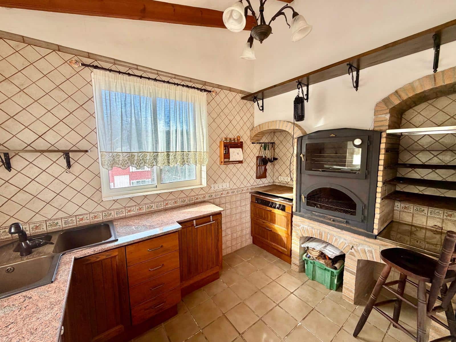 8 Zimmer Villa zu verkaufen in Pedreguer mit Garage - 975.000 € (Ref: 9563958)