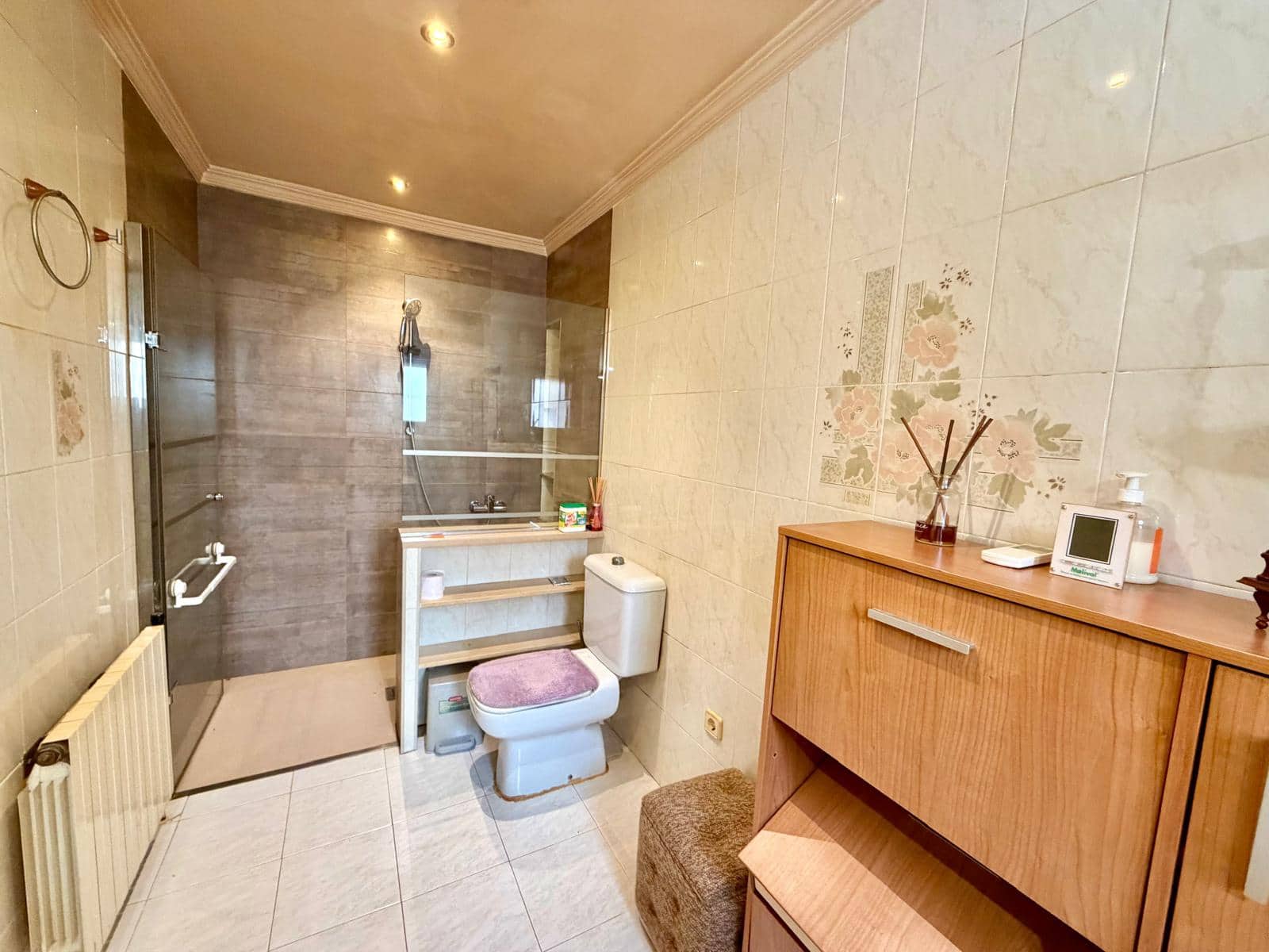 8 Zimmer Villa zu verkaufen in Pedreguer mit Garage - 975.000 € (Ref: 9563958)