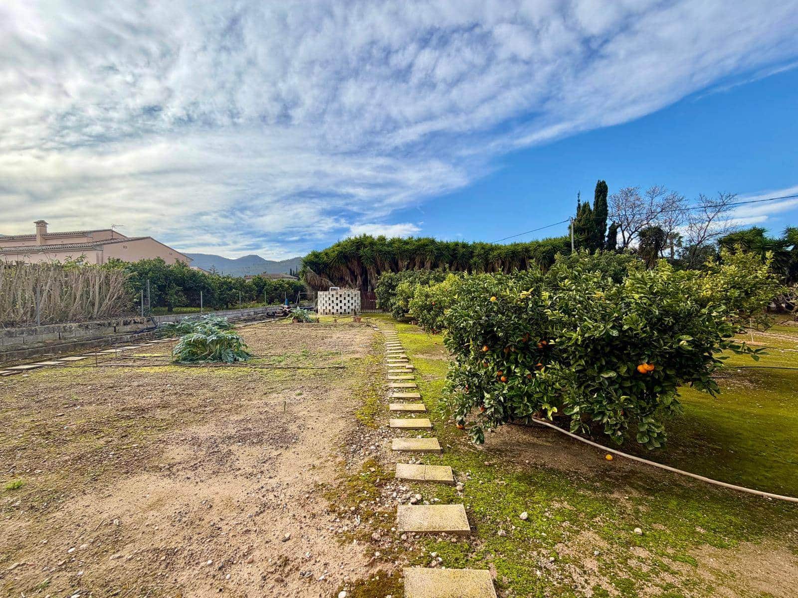 8 Zimmer Villa zu verkaufen in Pedreguer mit Garage - 975.000 € (Ref: 9563958)