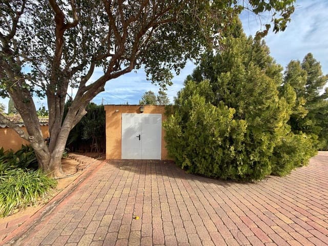 8 Zimmer Villa zu verkaufen in Pedreguer mit Garage - 975.000 € (Ref: 9563958)