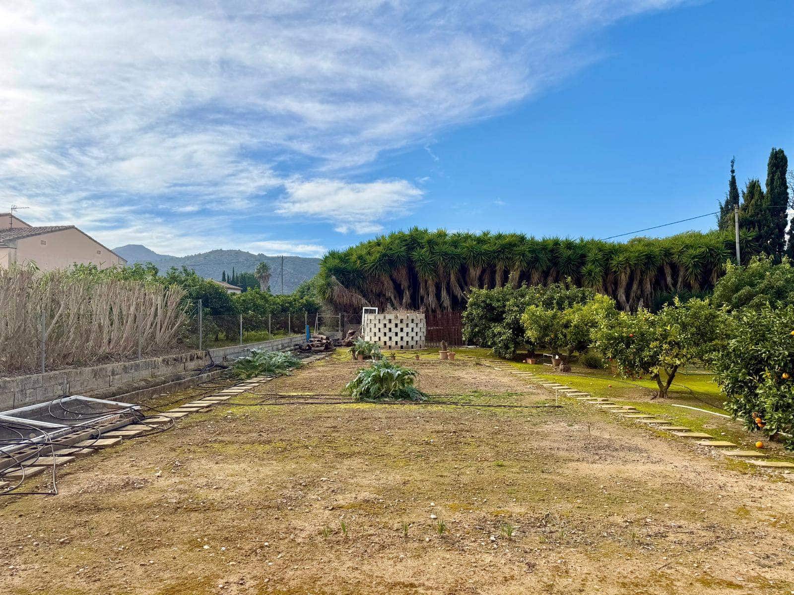 8 Zimmer Villa zu verkaufen in Pedreguer mit Garage - 975.000 € (Ref: 9563958)