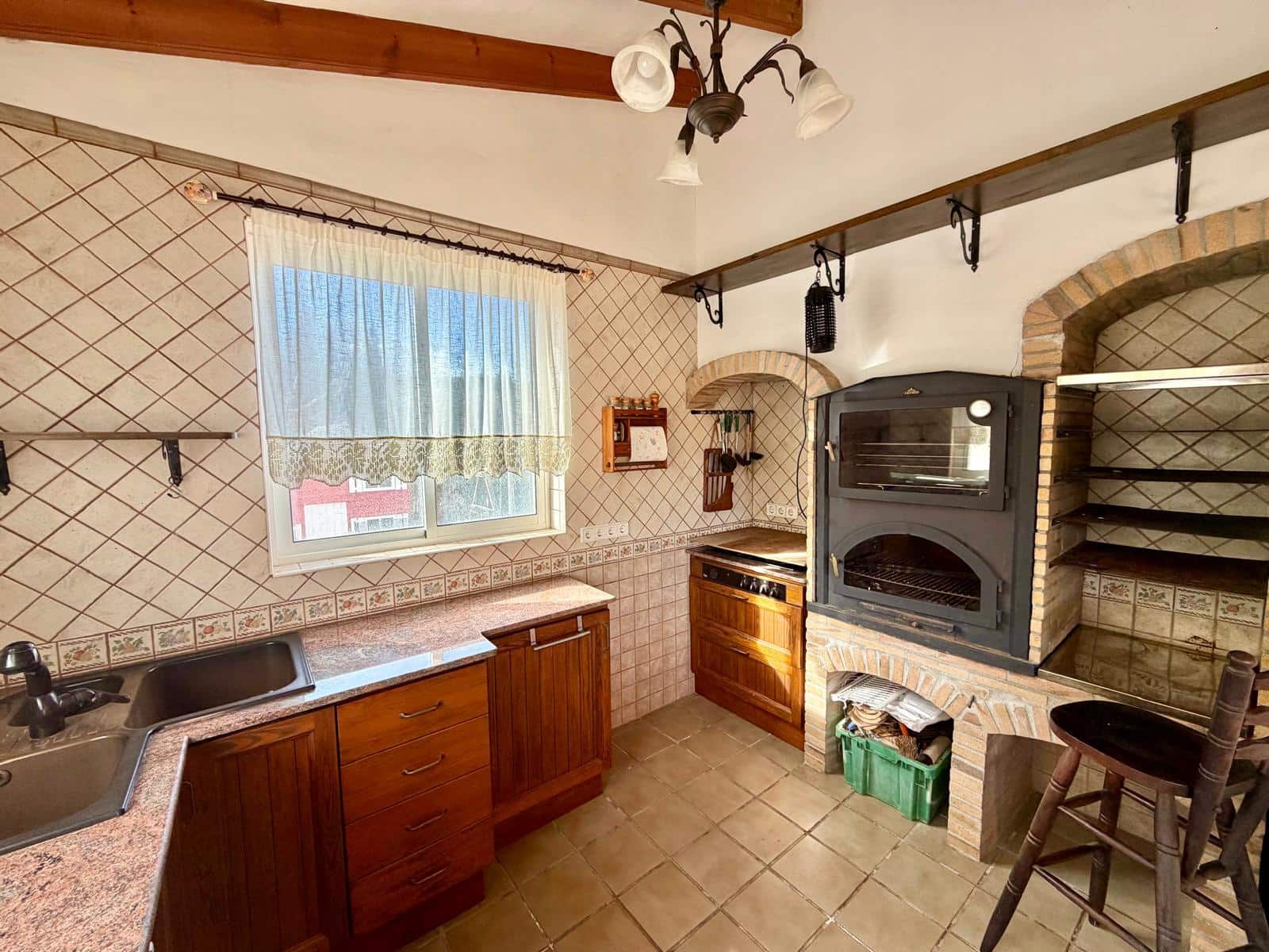 8 Zimmer Villa zu verkaufen in Pedreguer mit Garage - 975.000 € (Ref: 9563958)