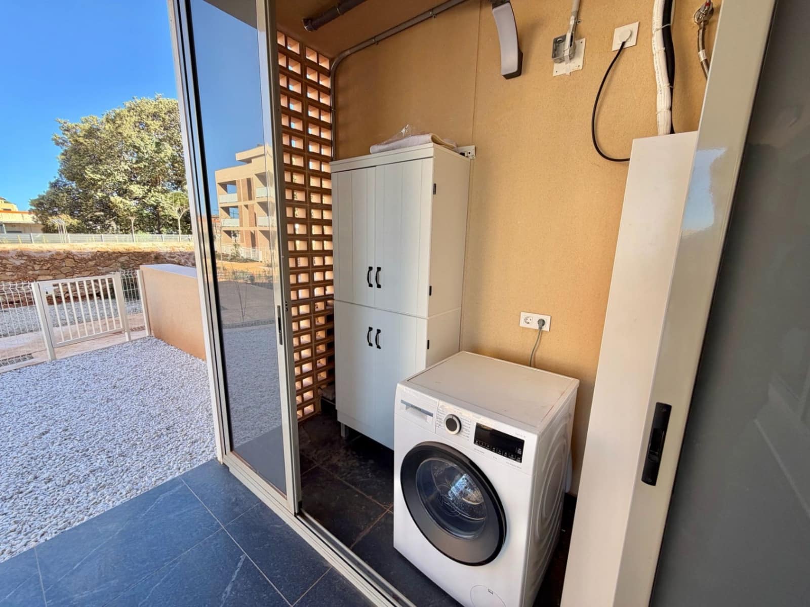 3 bedroom Apartment for sale in Denia with garage - € 549,000 (Ref: 9563961)