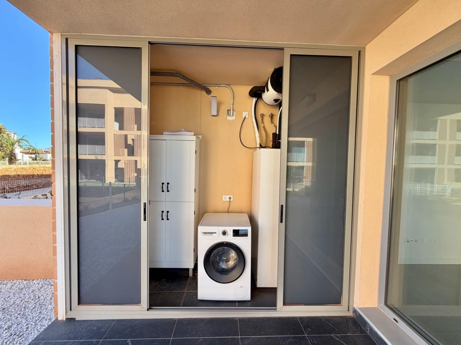 3 bedroom Apartment for sale in Denia with garage - € 549,000 (Ref: 9563961)