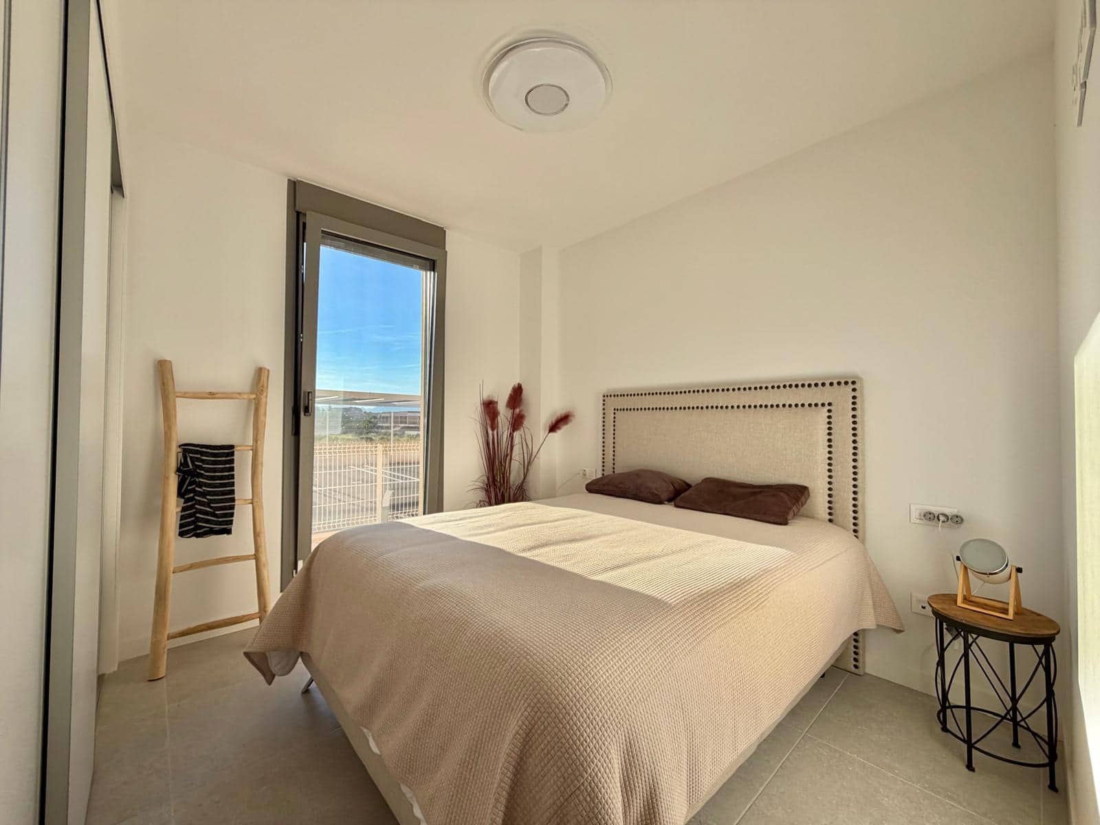 3 bedroom Apartment for sale in Denia with garage - € 549,000 (Ref: 9563961)