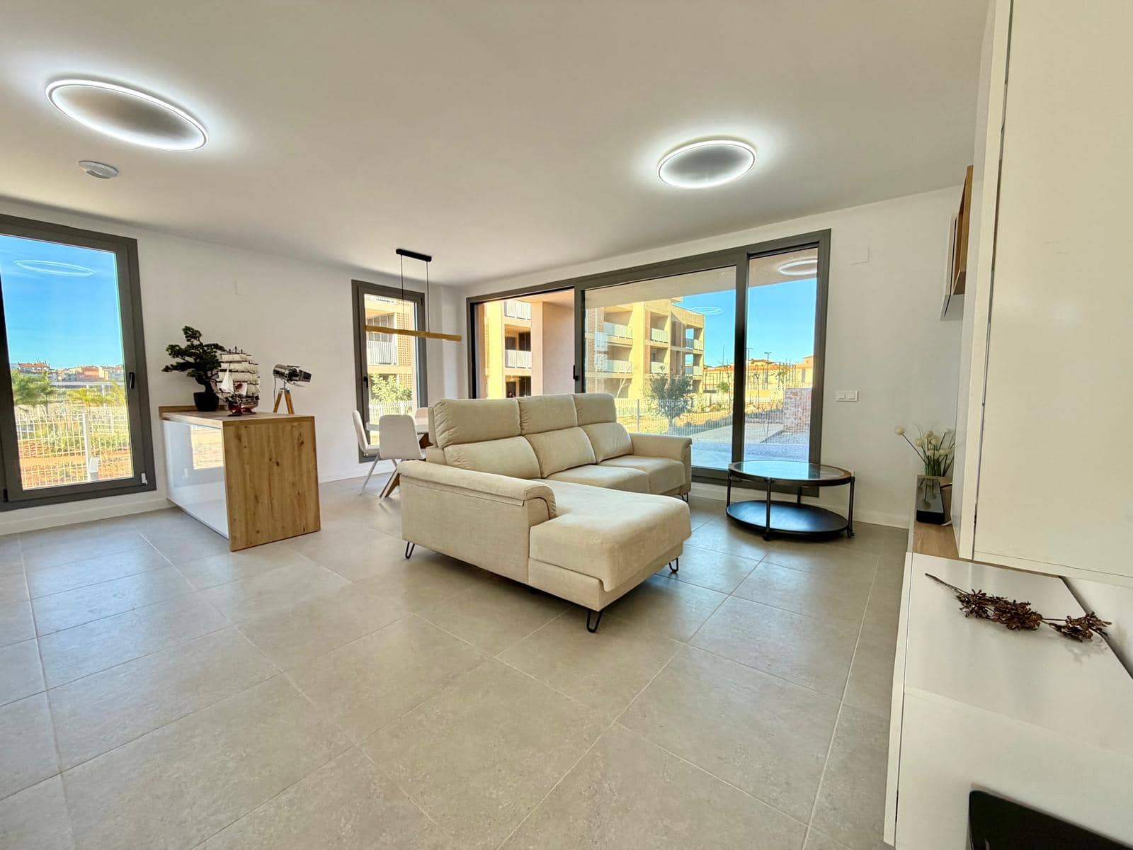 3 bedroom Apartment for sale in Denia with garage - € 549,000 (Ref: 9563961)
