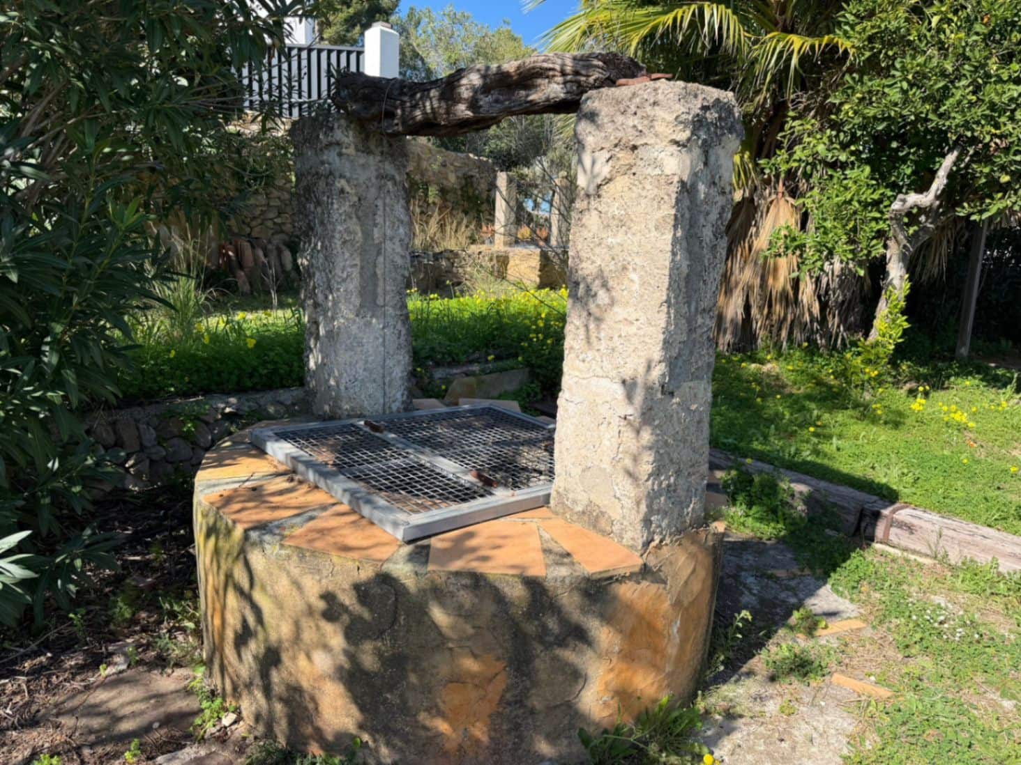 2 bedroom Villa for rent in Denia - € 1,400 (Ref: 9598655)