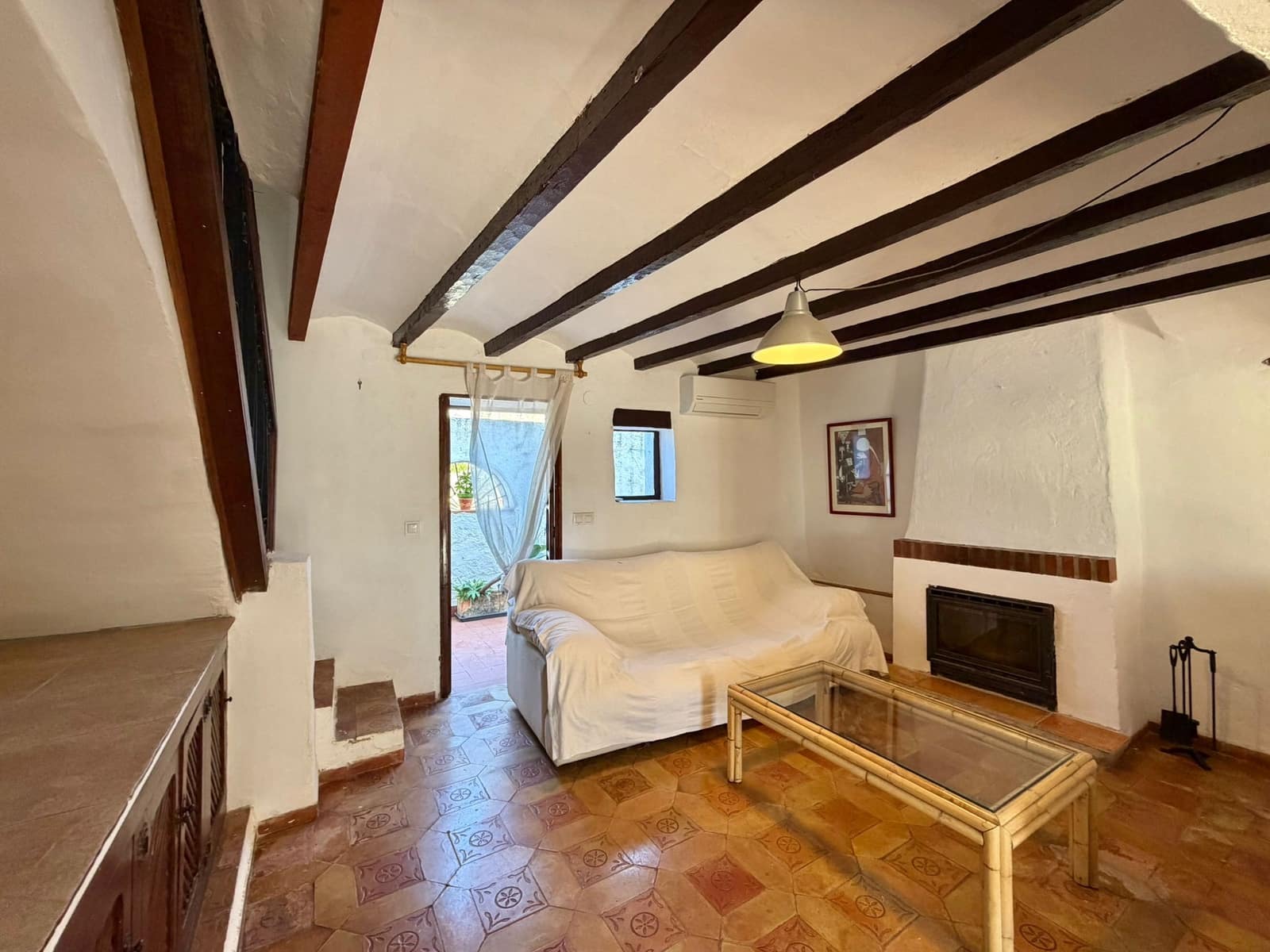 2 bedroom Villa for rent in Denia - € 1,400 (Ref: 9598655)