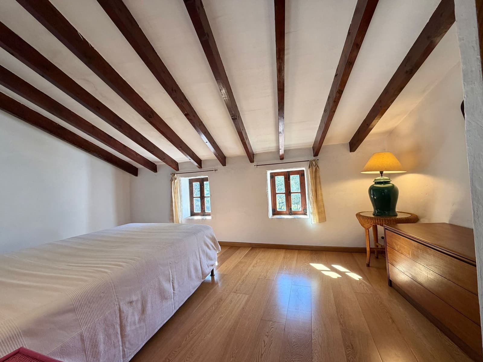 2 bedroom Villa for rent in Denia - € 1,400 (Ref: 9598655)