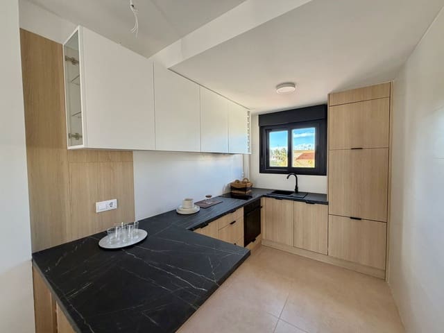 3 makuuhuone Huvila myytävänä paikassa Oliva Playa, Oliva - 265 000 € (Ref: 9598657)