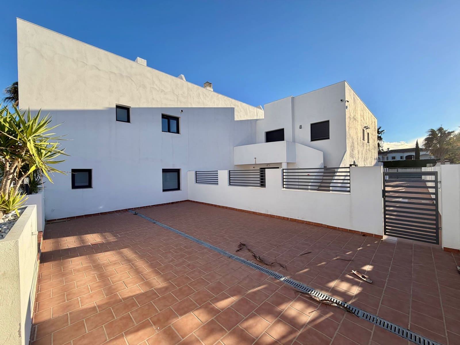 3 soverom Villa til salgs i Oliva - € 265 000 (Ref: 9598657)