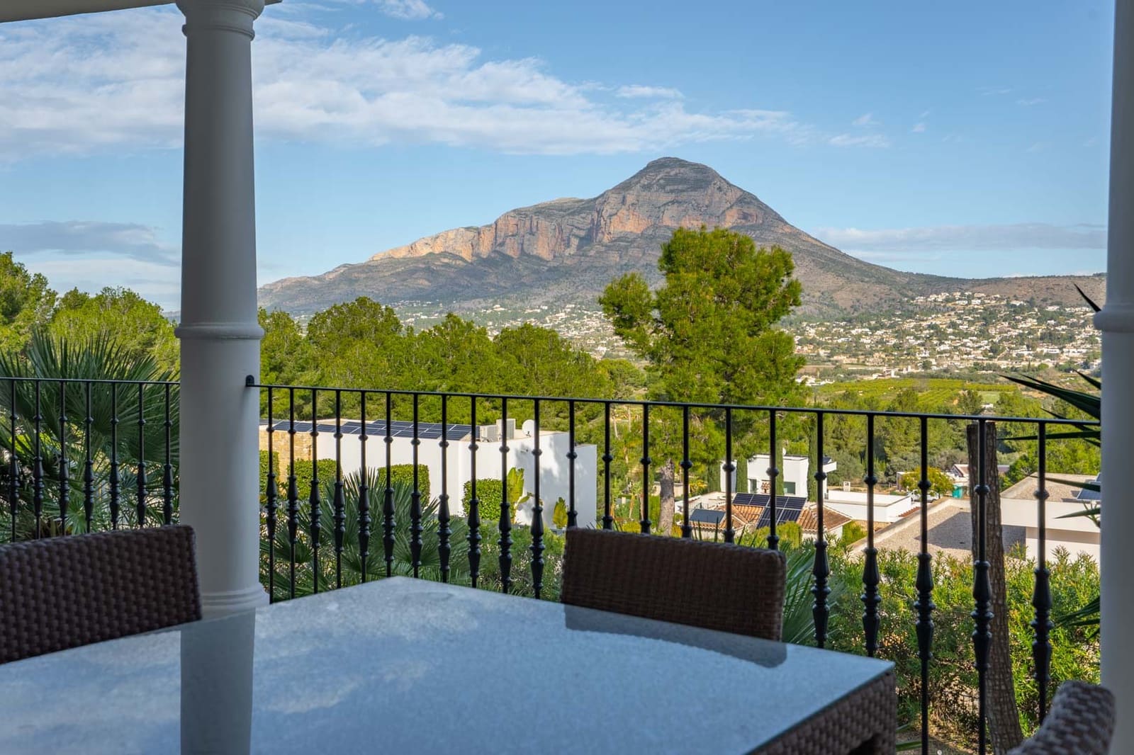 4 sypialnia Willa na sprzedaż w Javea / Xabia z garażem - 1 795 000 € (Ref: 9665521)