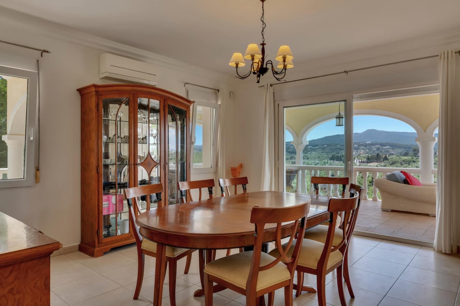 4 bedroom Villa for sale in Adsubia with garage - € 849,000 (Ref: 9726917)