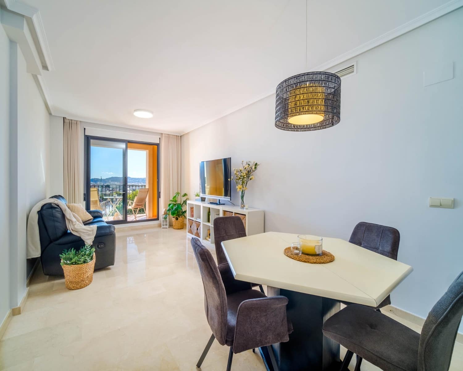 Apartamento de 2 habitaciones en Javea / Xàbia en venta con garaje - 340.000 € (Ref: 9793312)