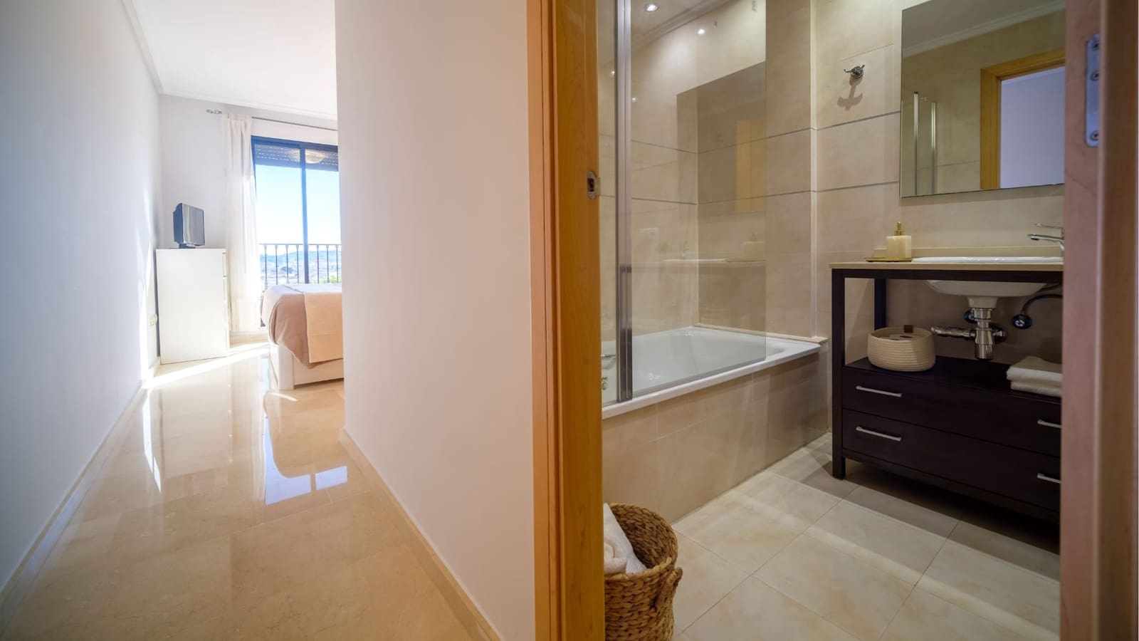 Apartamento de 2 habitaciones en Javea / Xàbia en venta con garaje - 340.000 € (Ref: 9793312)