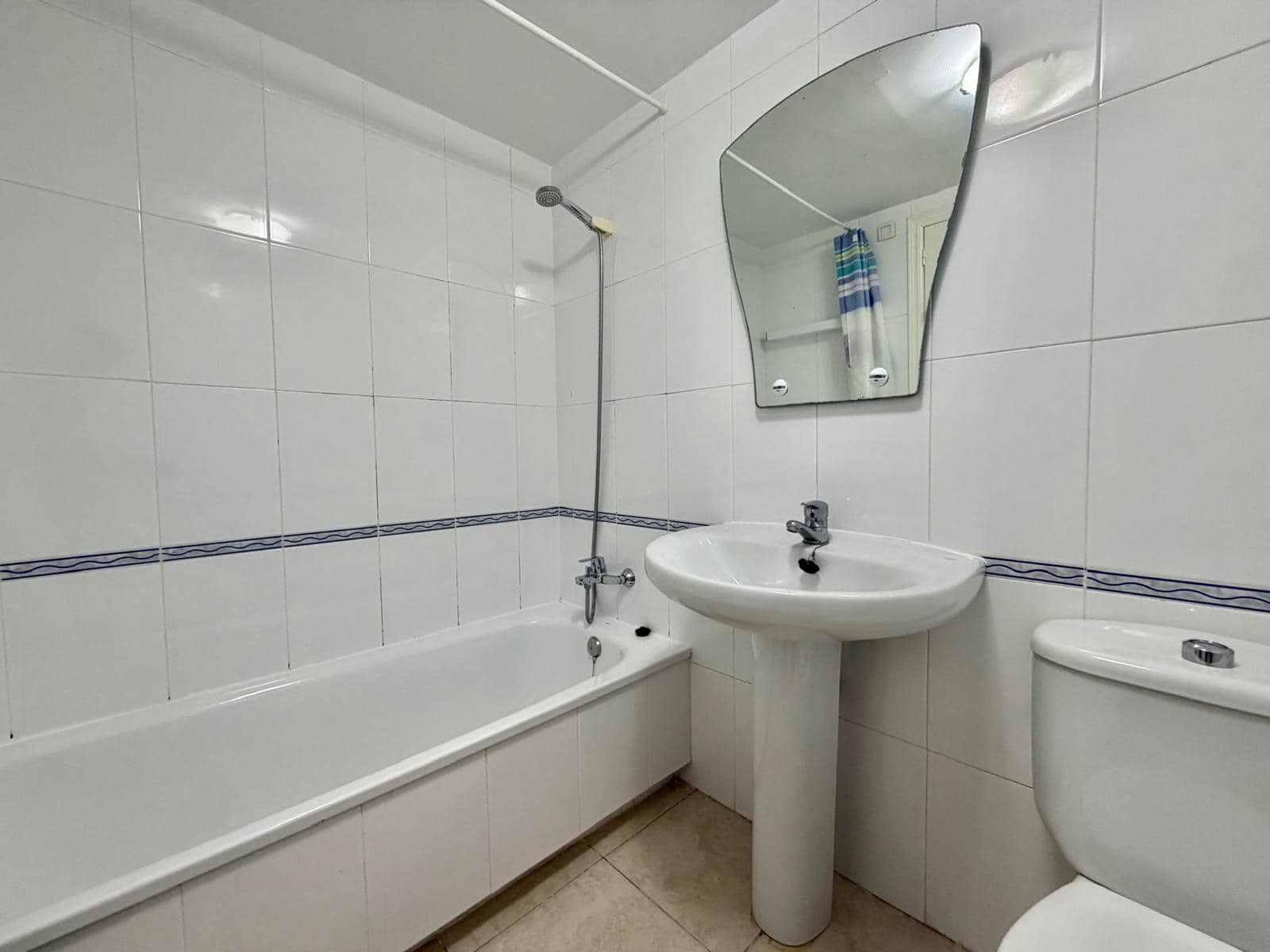 3 soveværelse Lejlighed til salg i Arenal med swimmingpool garage - € 475.000 (Ref: 9826884)