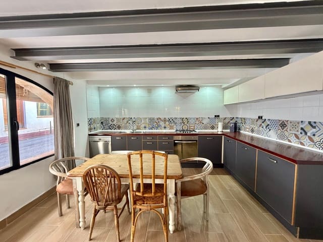 3 slaapkamer Villa te koop in Centro ciudad, Javea / Xàbia - € 320.000 (Ref: 9826885)