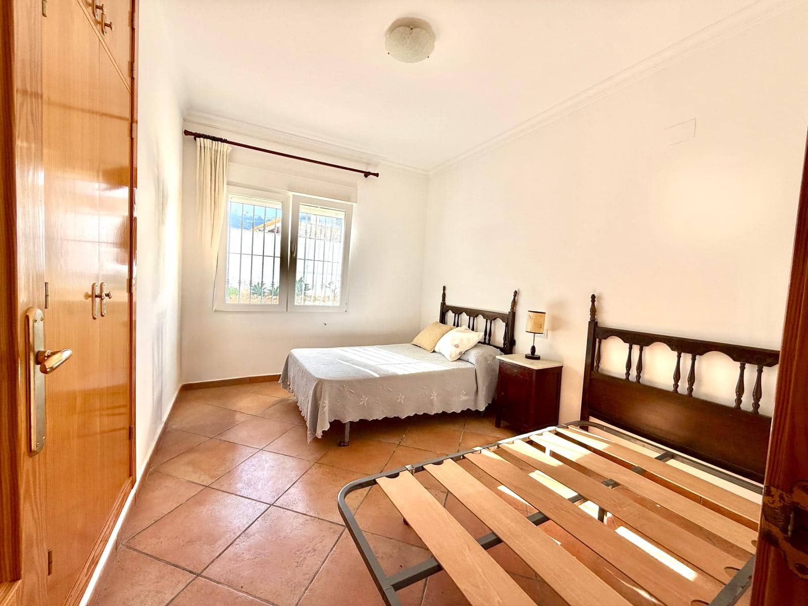 6 quarto Quinta/Casa Rural para venda em Denia com garagem - 950 000 € (Ref: 9826898)