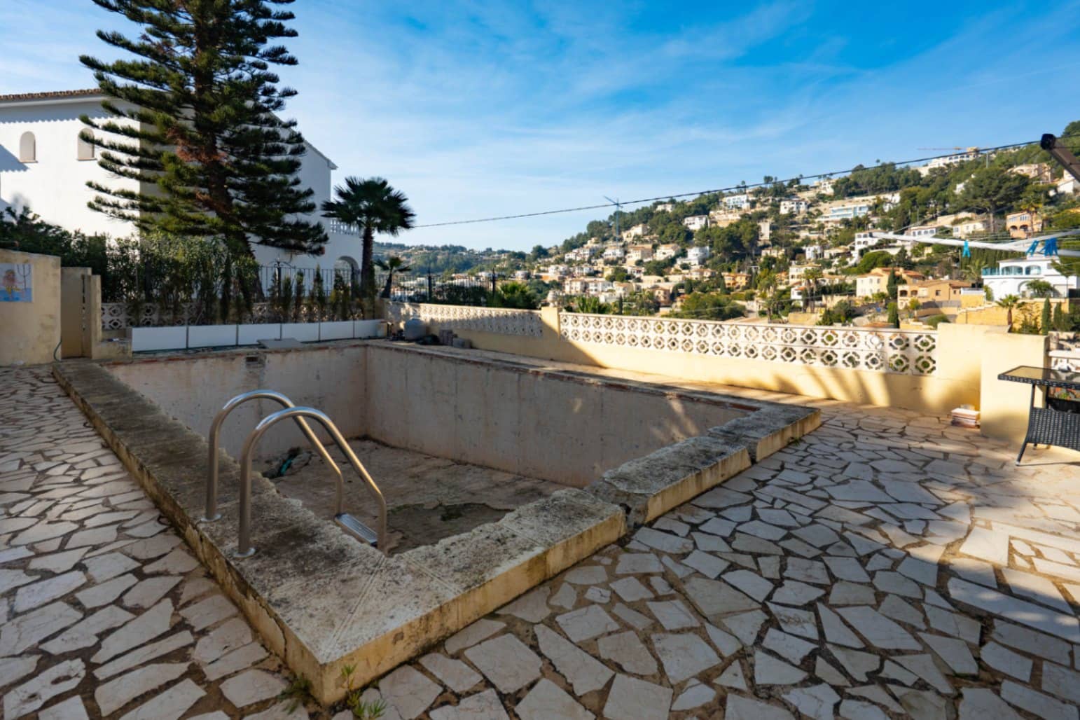 3 bedroom Villa for sale in Benissa with pool garage - € 610,000 (Ref: 9826899)