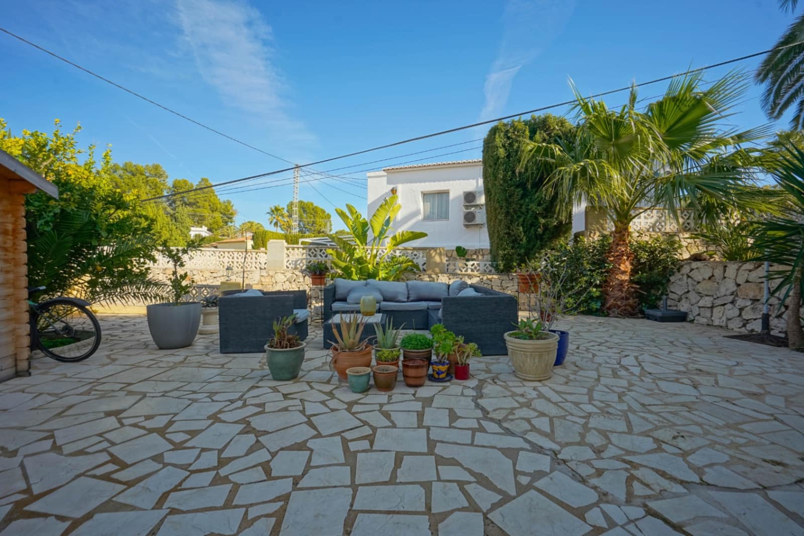 3 bedroom Villa for sale in Benissa with pool garage - € 610,000 (Ref: 9826899)