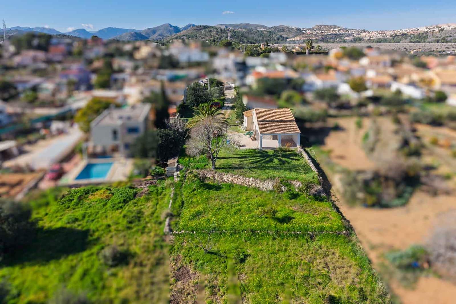 2 bedroom Villa for sale in Gata de Gorgos with garage - € 400,000 (Ref: 9826900)