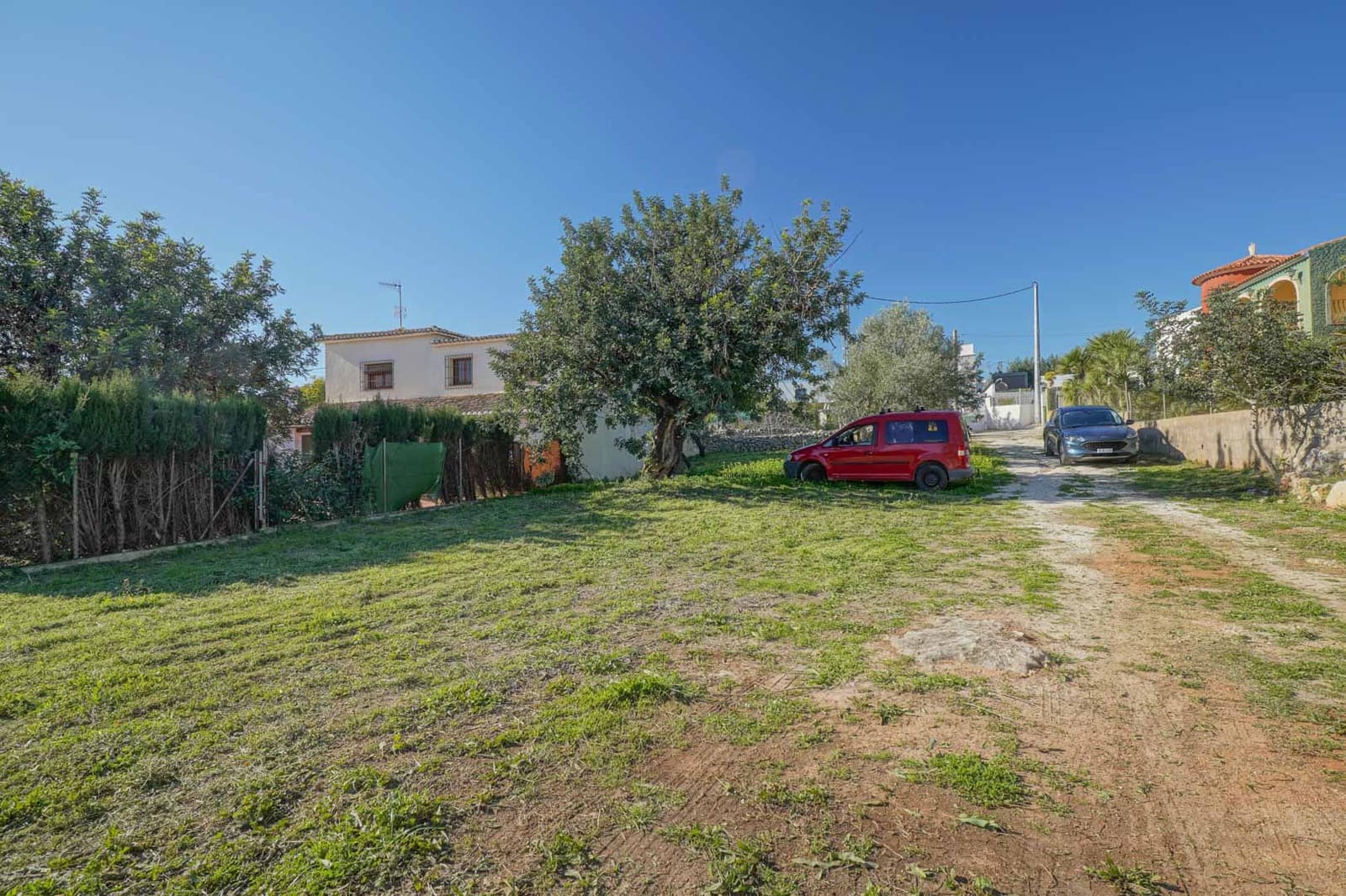 2 bedroom Villa for sale in Gata de Gorgos with garage - € 400,000 (Ref: 9826900)
