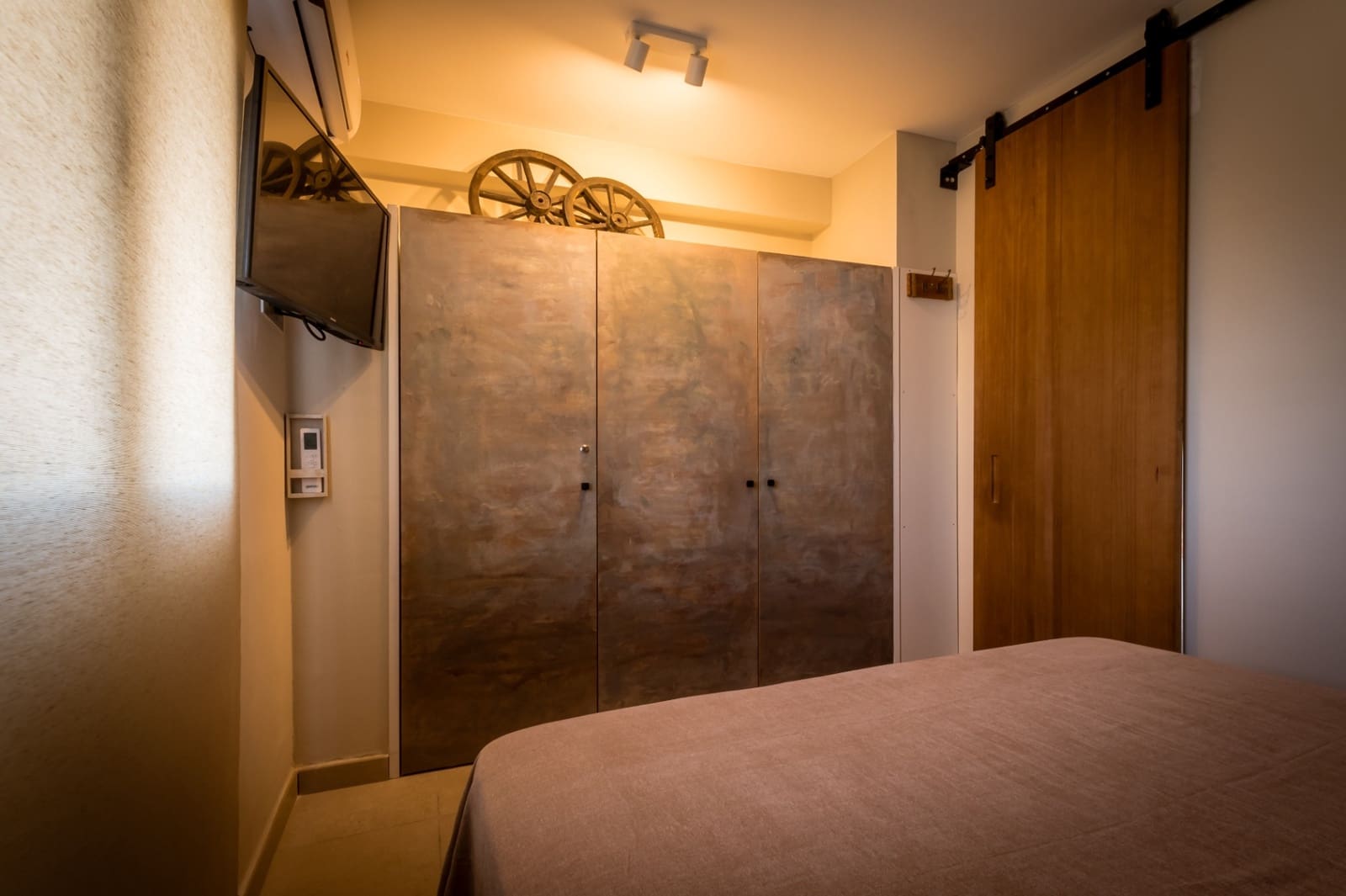 2 bedroom Apartment for sale in Arenal - € 430,000 (Ref: 9854870)