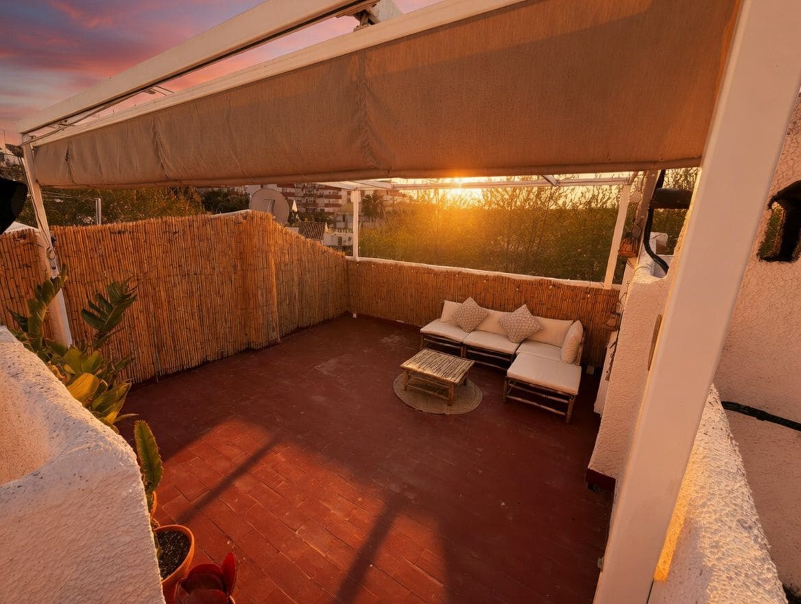 2 bedroom Apartment for sale in Arenal with garage - € 359,000 (Ref: 9854871)