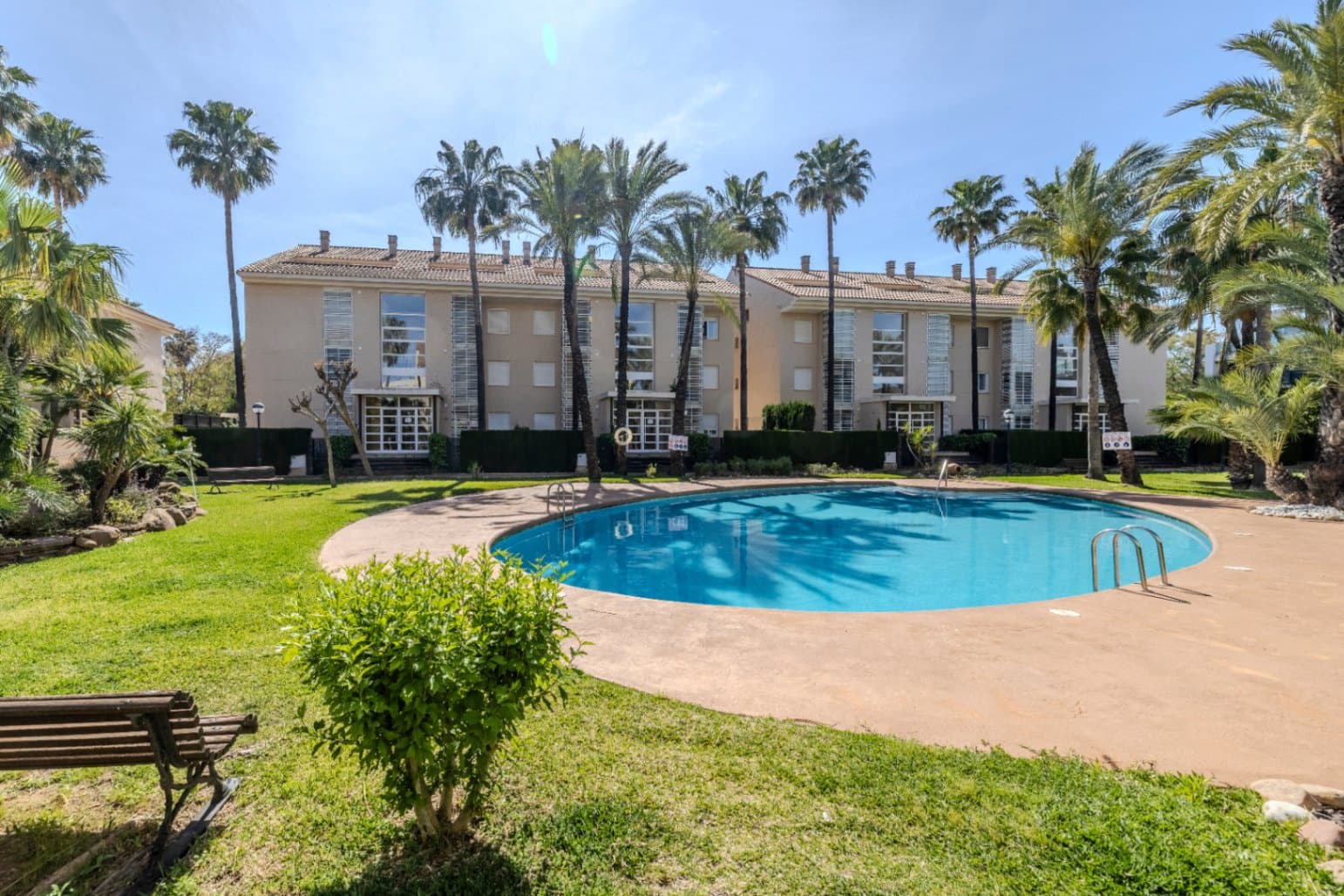 3 bedroom Apartment for sale in Arenal with garage - € 479,950 (Ref: 9854872)