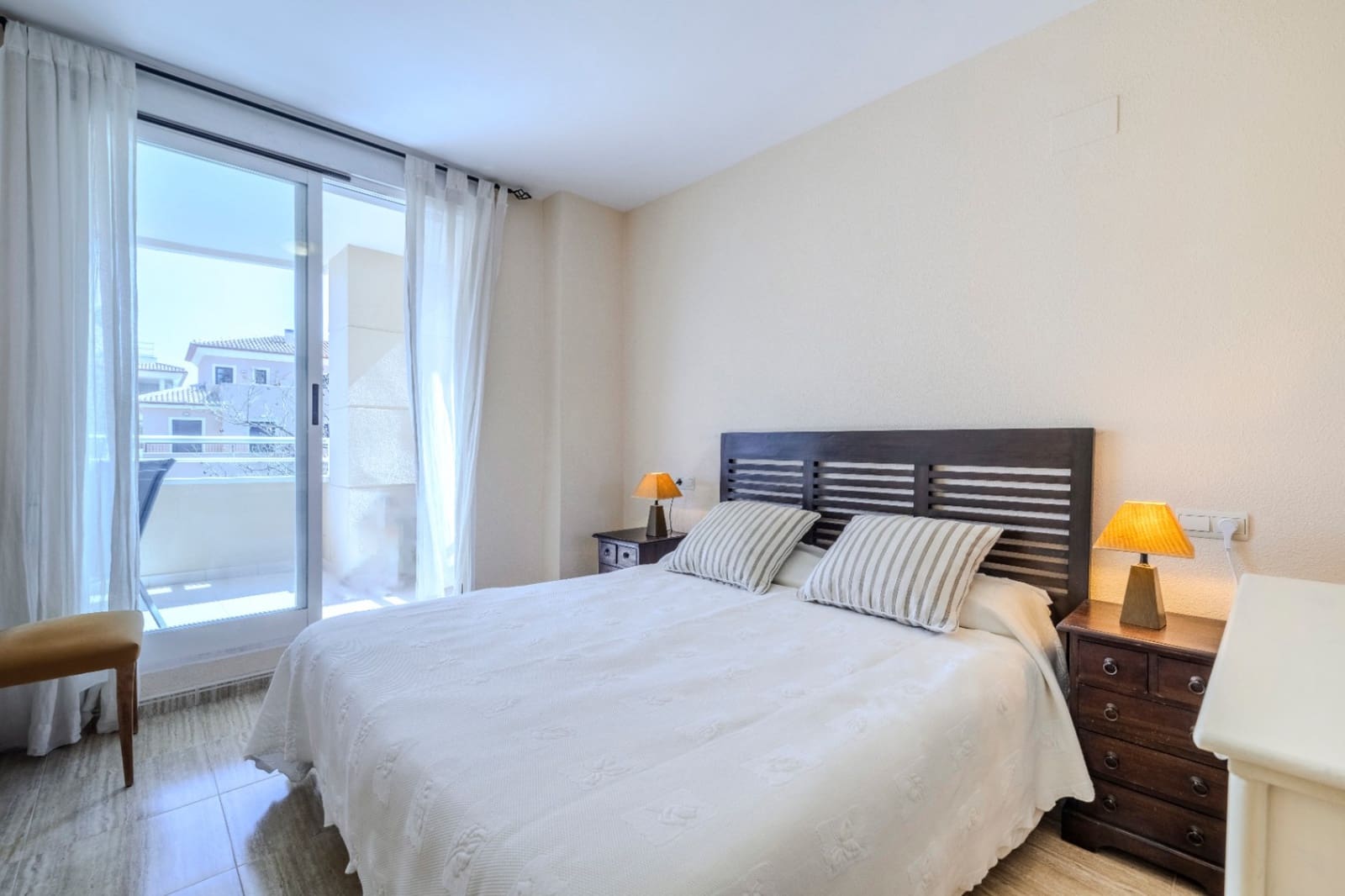 3 bedroom Apartment for sale in Arenal with garage - € 479,950 (Ref: 9854872)
