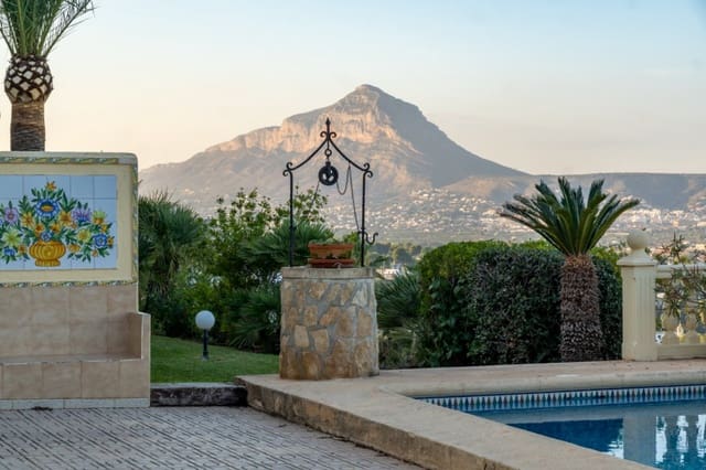 3 soverom Villa til salgs i La Granadella  - Costa Nova, Javea / Xàbia med garasje - € 1 095 000 (Ref: 9854878)