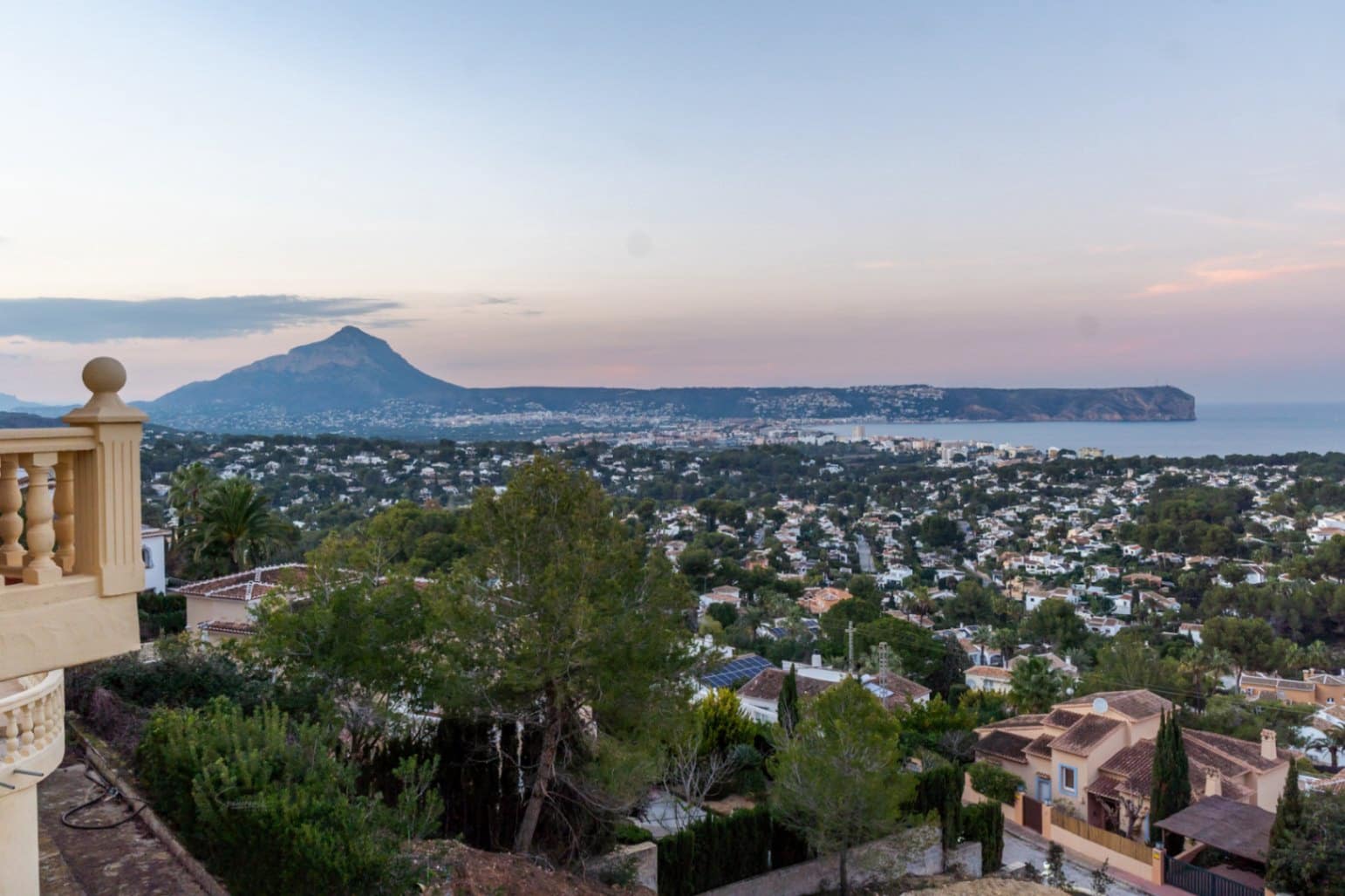 3 soverom Villa til salgs i Javea / Xabia med garasje - € 1 095 000 (Ref: 9854878)