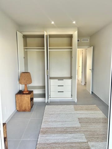 2 bedroom Apartment for sale in Dénia with garage - € 381,150 (Ref: 9854885)