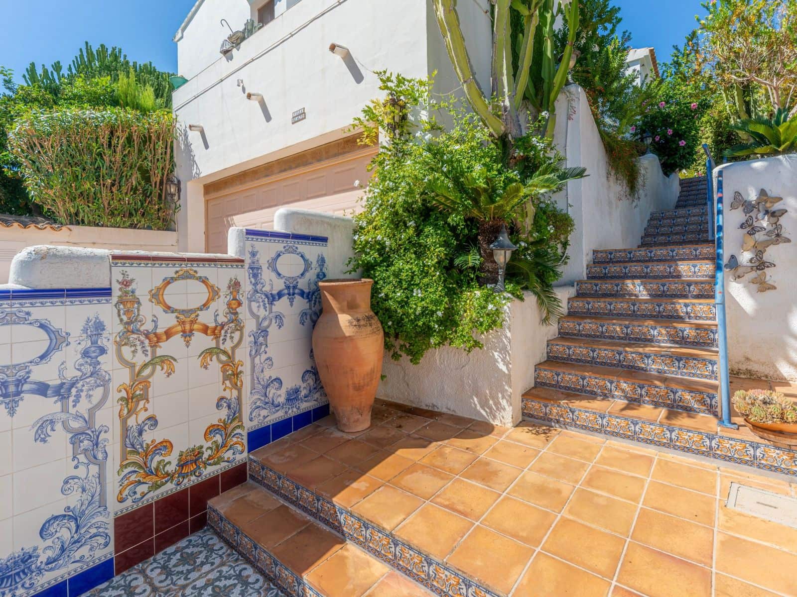 4 bedroom Villa for sale in Moraira with pool garage - € 1,090,000 (Ref: 10136465)