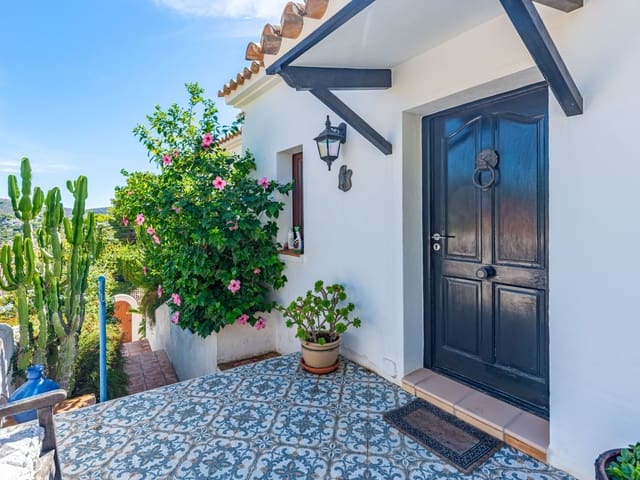 4 soveværelse Villa til salg i Moraira, Teulada-Moraira med swimmingpool garage - € 1.090.000 (Ref: 10136465)